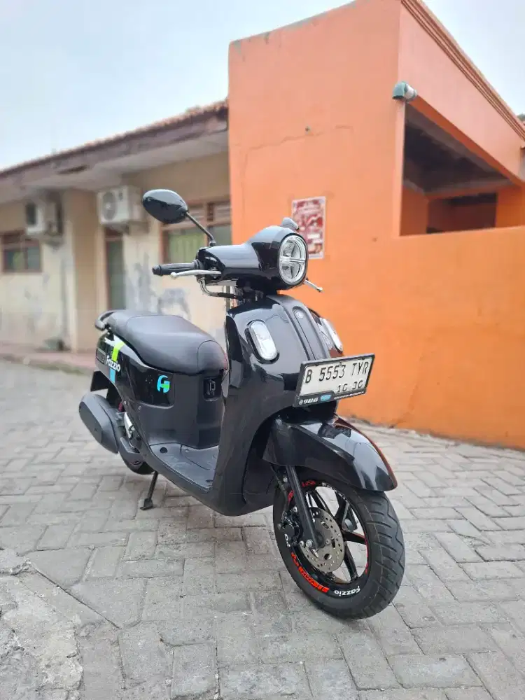 Yamaha fazzio Hybrid 2025 istimew Brgrnsi