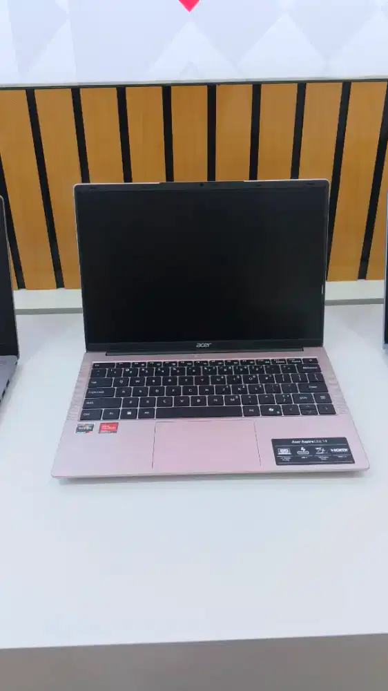 Cicilan laptop Acer aspire bisa mulai tanpa dp
