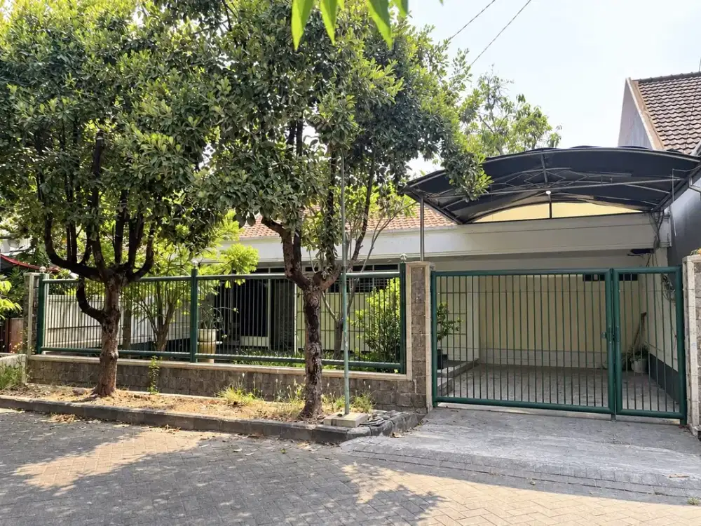 Dijual Rumah Hitung Tanah Lokasi Kompleks Gayungsari Barat Surabaya