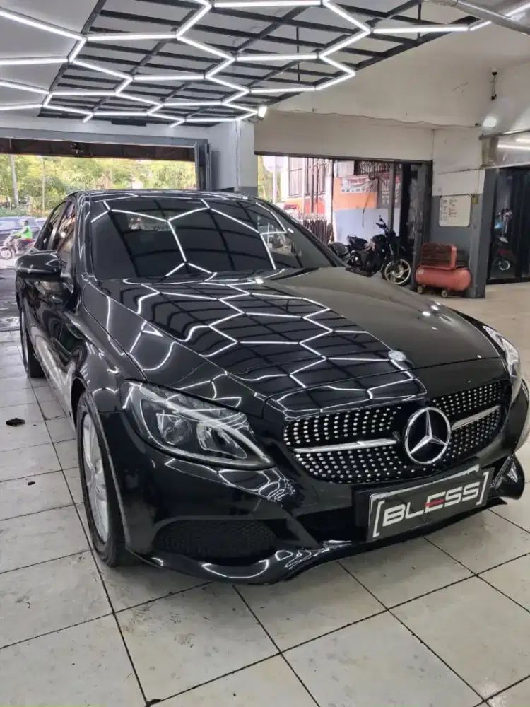MERCEDES BEN-Z C200 2018