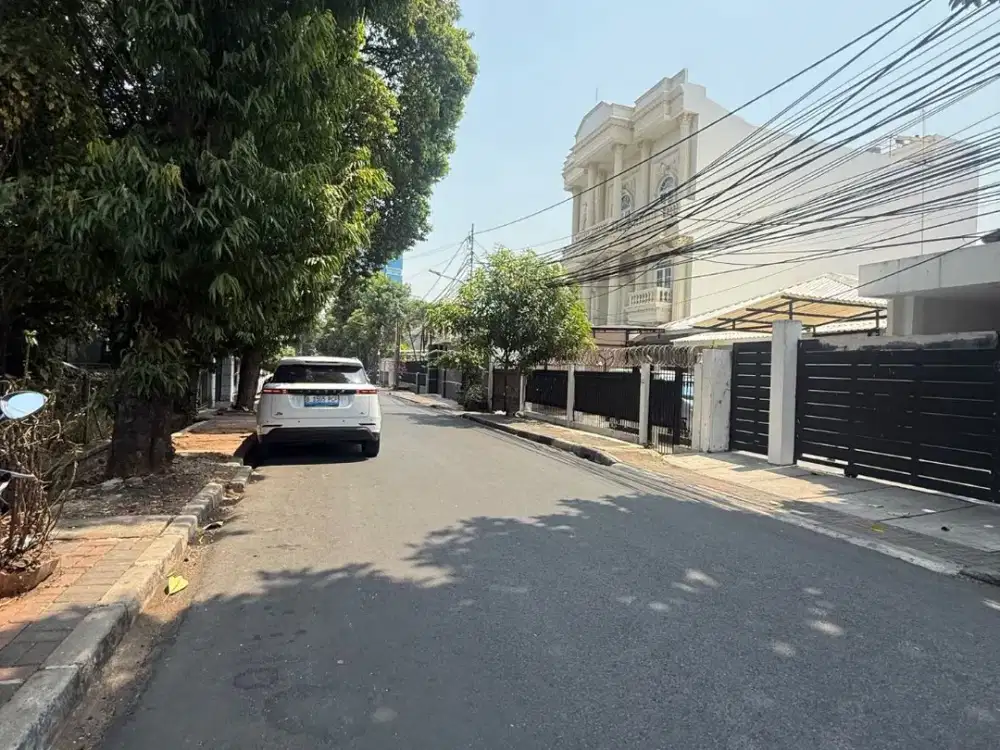 Dijual rumah tua hitung tanah Setianbudi uk 522m at Jakarta Selatan