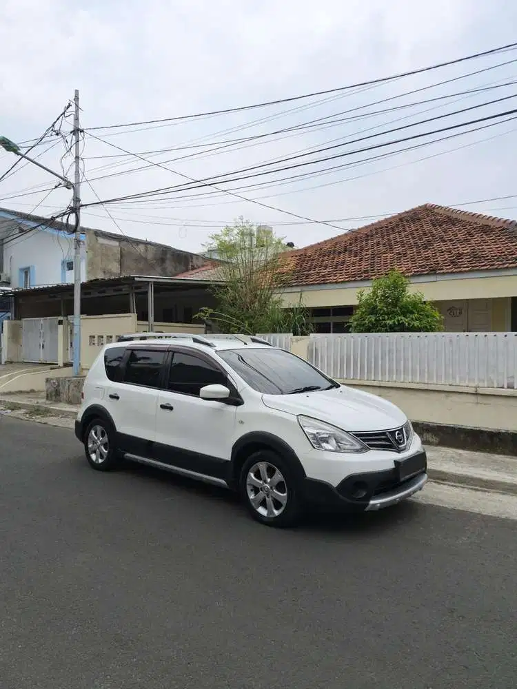 Nissan Livina 2014 Bensin