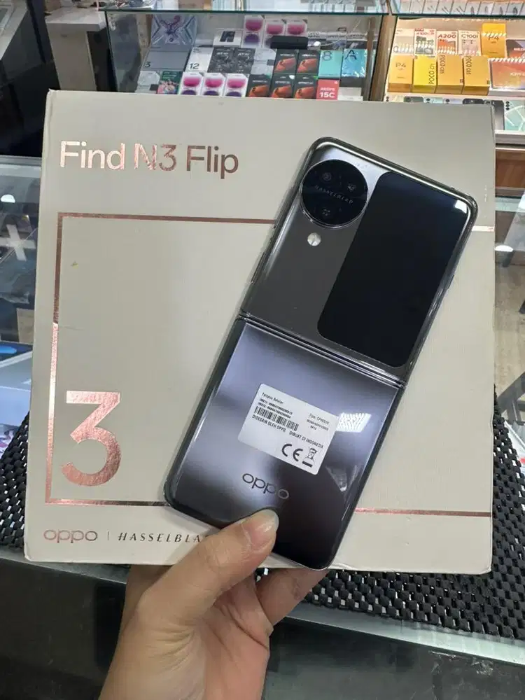 Oppo Find N3 Flip 12/256GB Ex Garansi Resmi Oppo