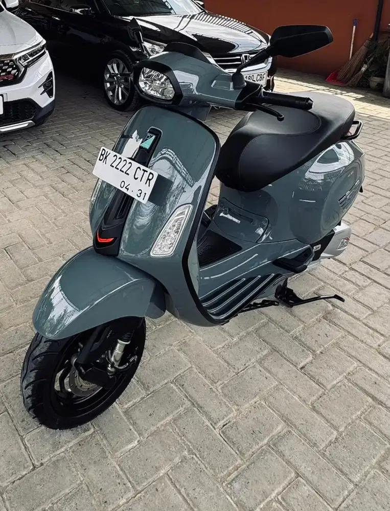 vespa sprint s 180cc