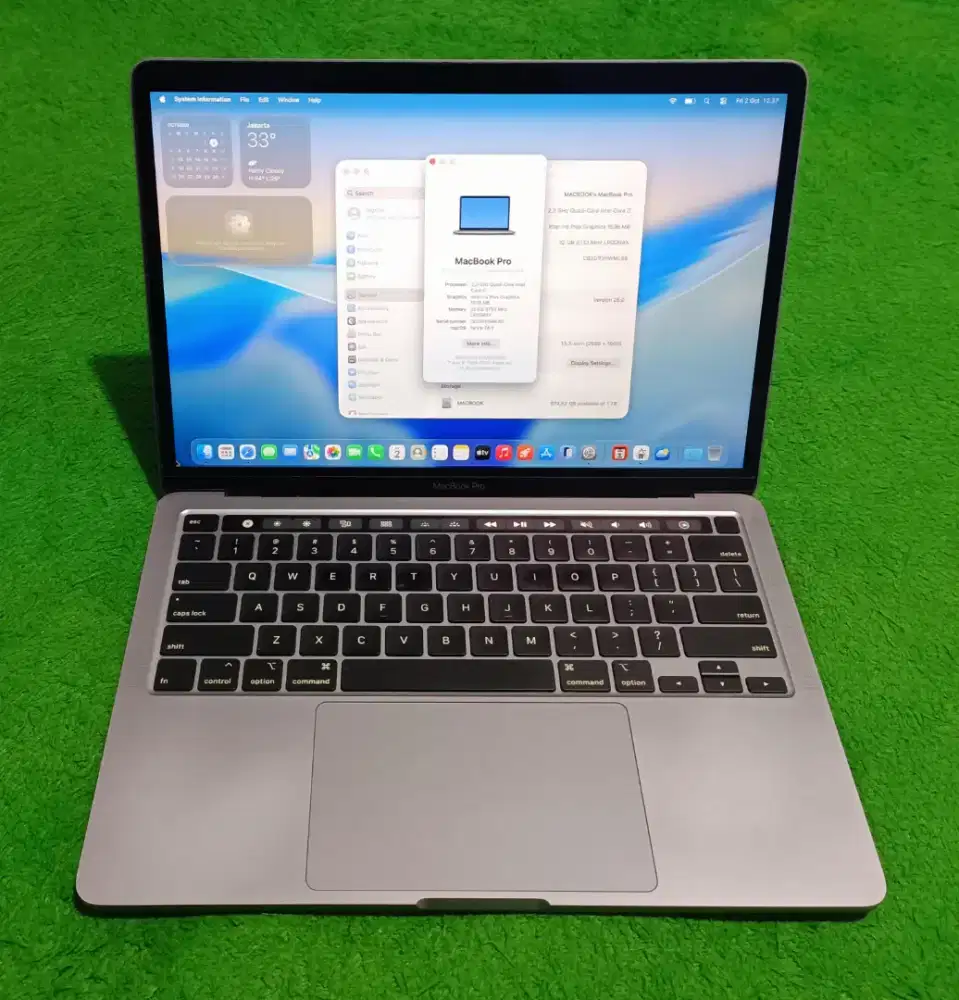 Apple MacBook Pro 2020 13inch i7 32/1 TB Grey Touchbar Murah