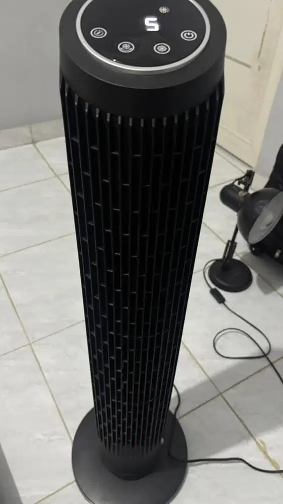 Tower Fan / Kipas Angin Kris