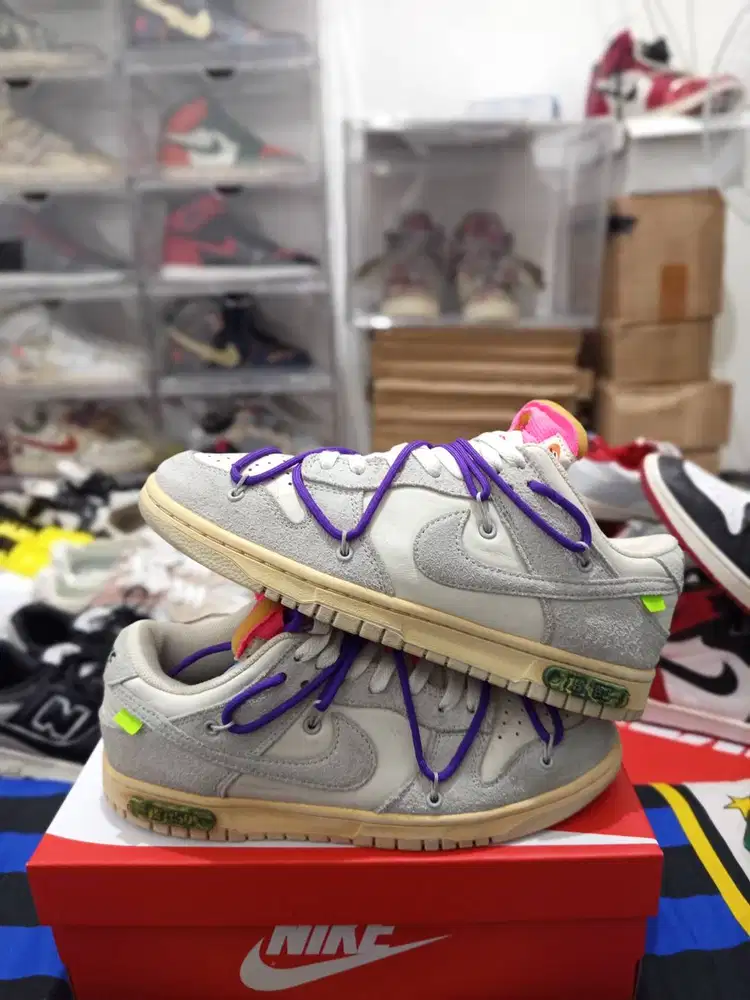 SEPATU Off-White x Nike Dunk Low Dear Summer / The 50