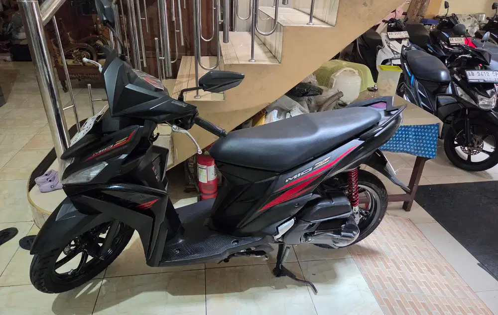 Mio z 125cc hitam doff 2023 gbm