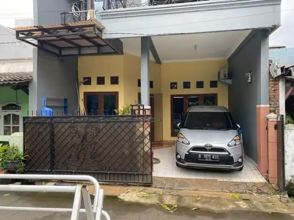 DIJUAL RUMAH 2 LANTAI SIAP HUNI DENGAN 6 KAMAR TIDUR DI KAYURINGIN BEKASI SELATAN