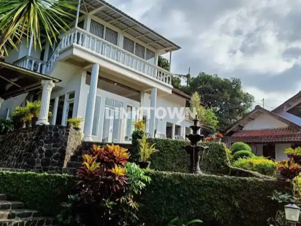 Dijual Cepat dan Murah Villa Terawat di Prigen