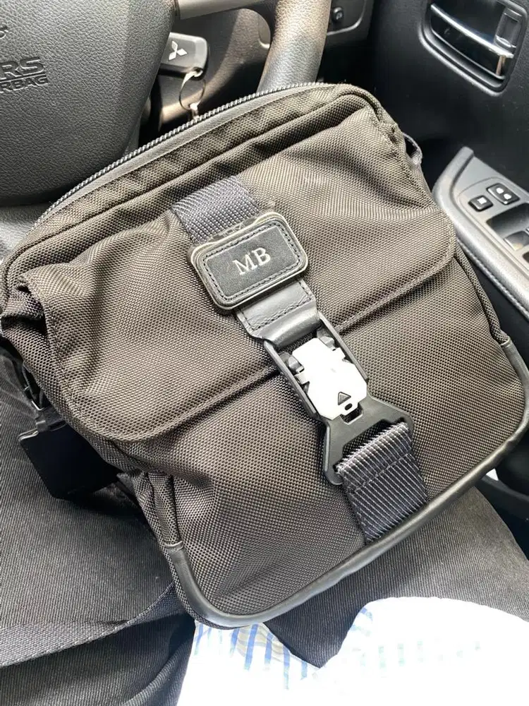 Tumi Slingbag Original 2nd 95%