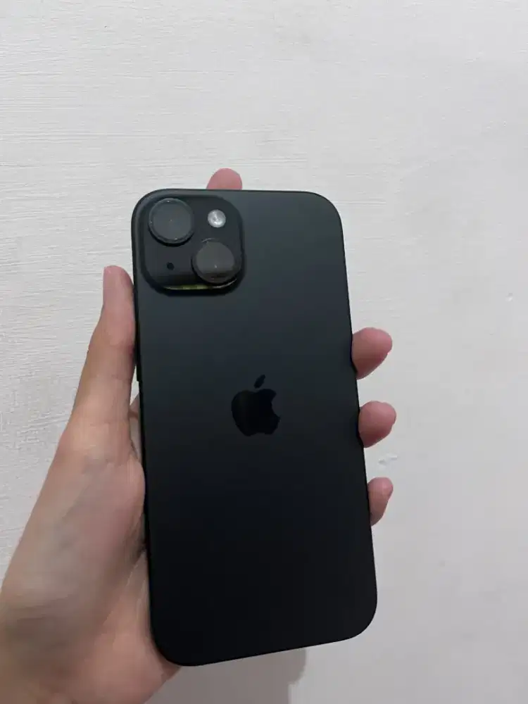 iPhone 15 128GB Resmi Indonesia BH 97% Mulus