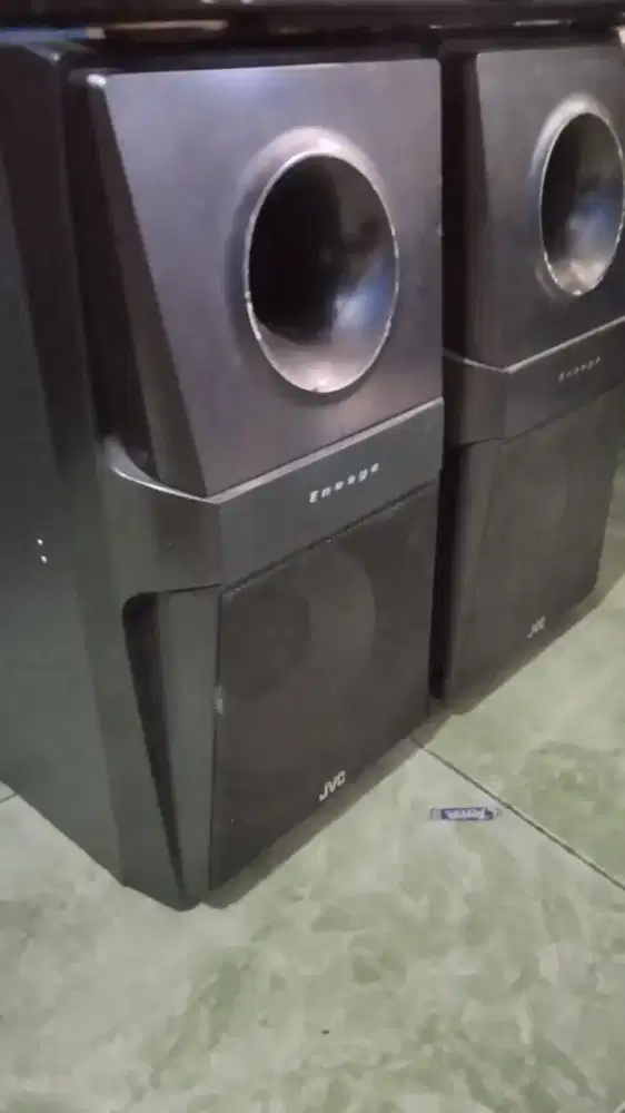 Subwoofer JVC 1 Pasang