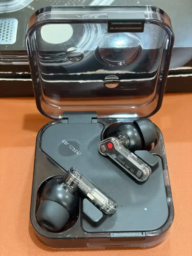 Nothing Ear Gen 2 ex Tam
