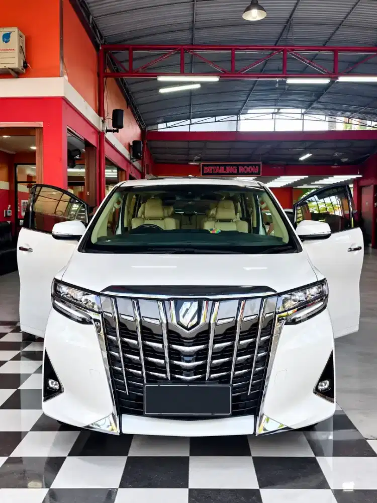 TOYOTA ALPHARD 2.5 G 2022 – WHITE | KM 45.000