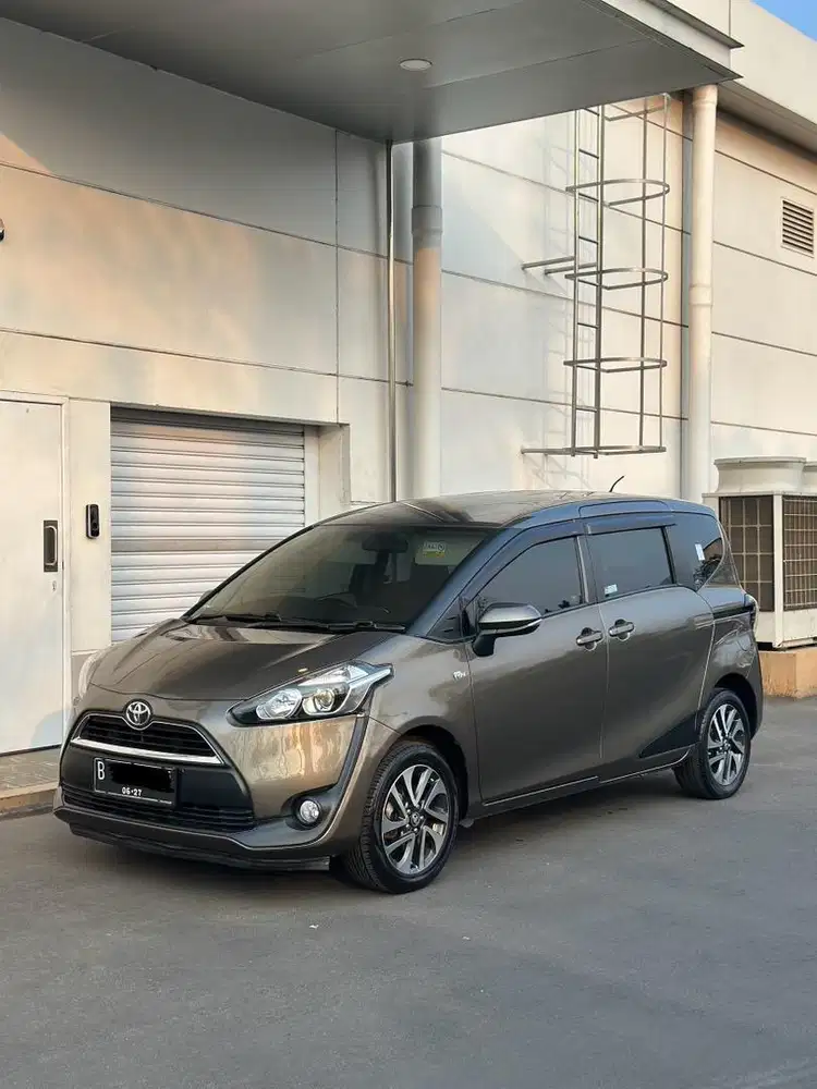 Toyota Sienta v 2017