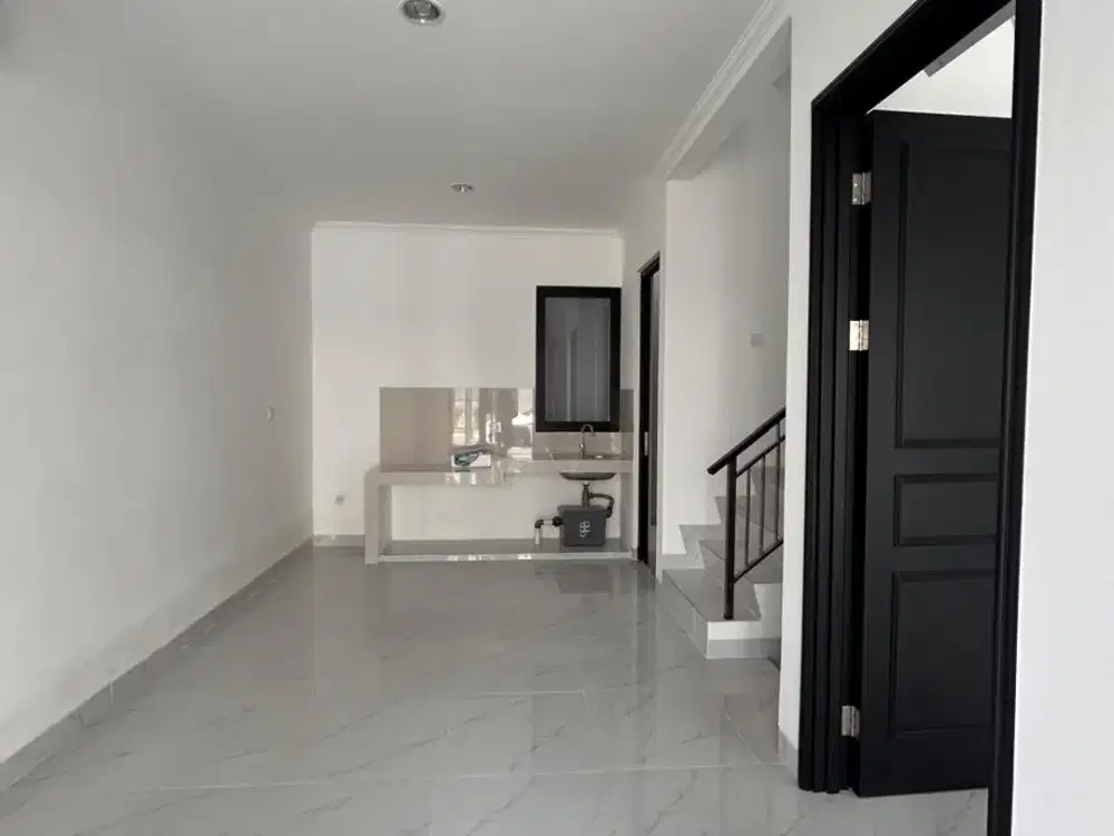 Disewakan Rumah Pasir Putih, 6x12,5 m, 2 Lantai, 3+1 KT, AC 4, Siap Huni, Rp 120 Jt/Tahun