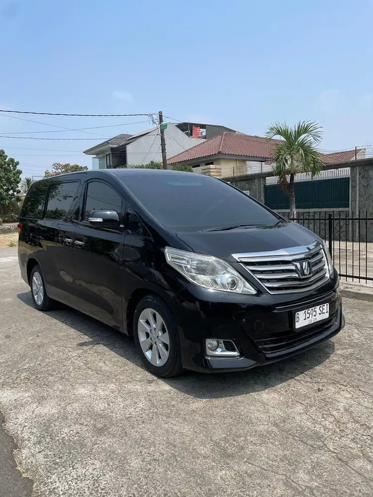 Toyota Alphard 2014 Bensin