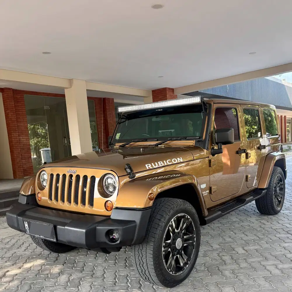 Jeep Wrangler JK Sahara Special Edition 70th Anniversary 2011 Low KM
