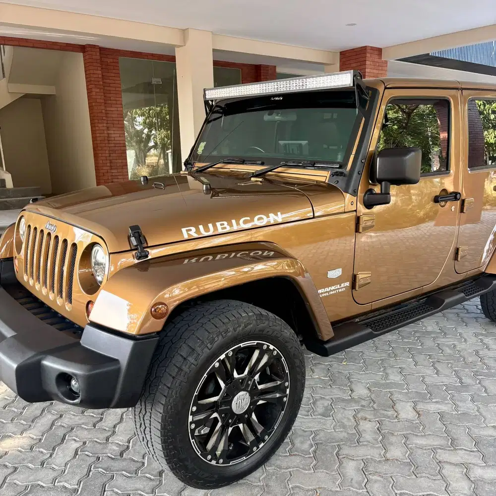 Jeep Wrangler JK Sahara Special Edition 70th Anniversary 2011 Low KM