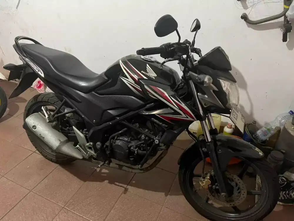 DIJUAL HONDA CB150R 2013 — MULUS, TERAWAT & SIAP PAKAI