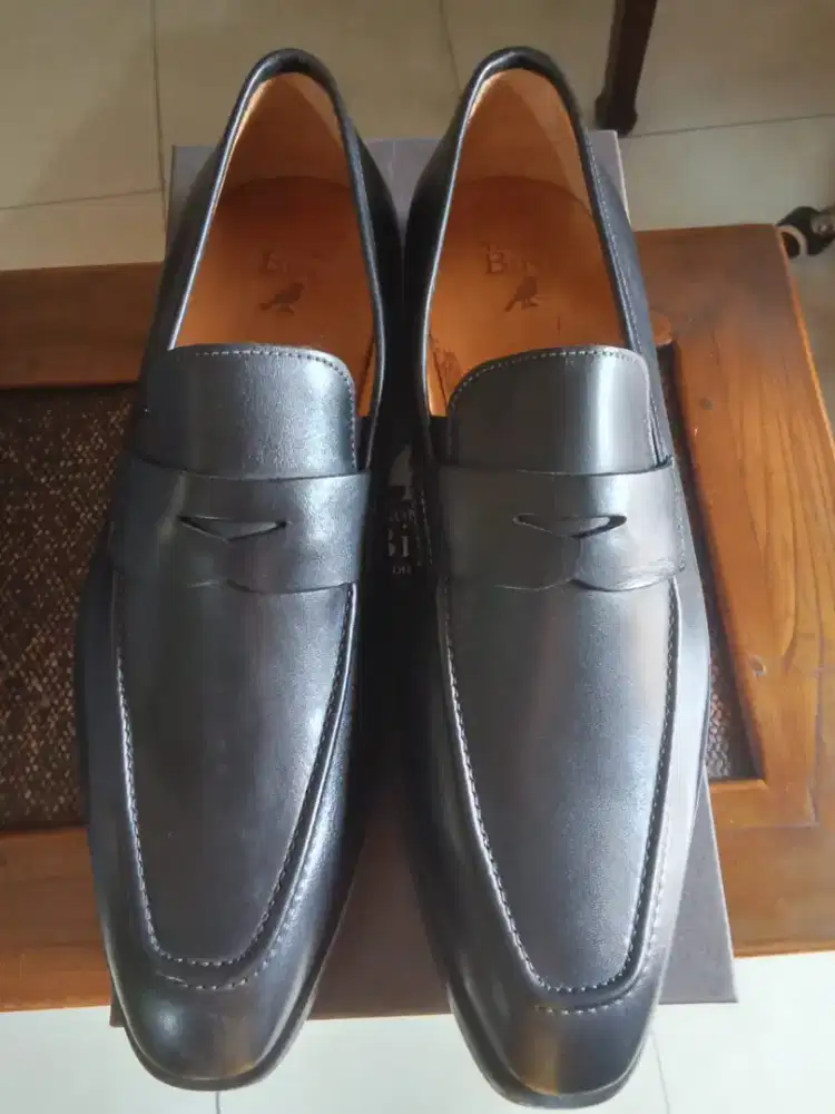 Loafer shoes pria