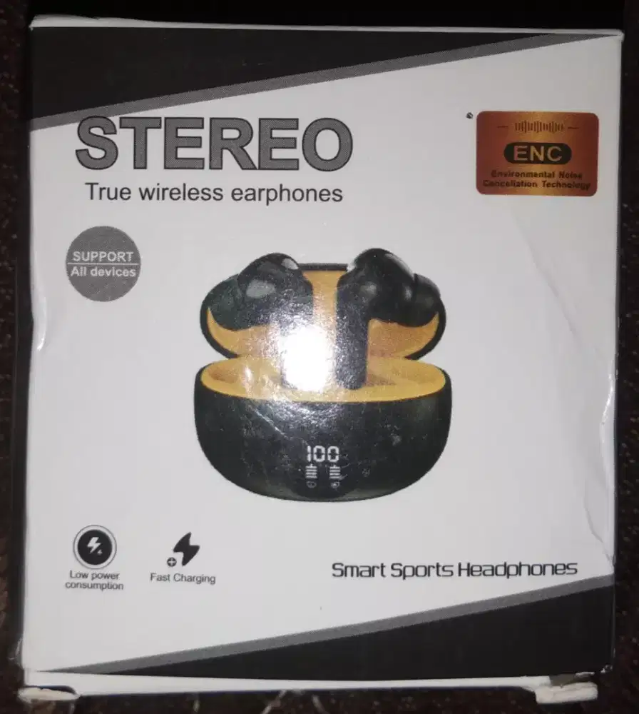 Headset bluetooth warna cream
