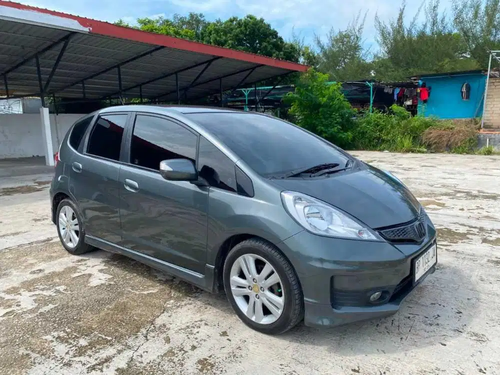 HONDA JAZZ E AT 2012