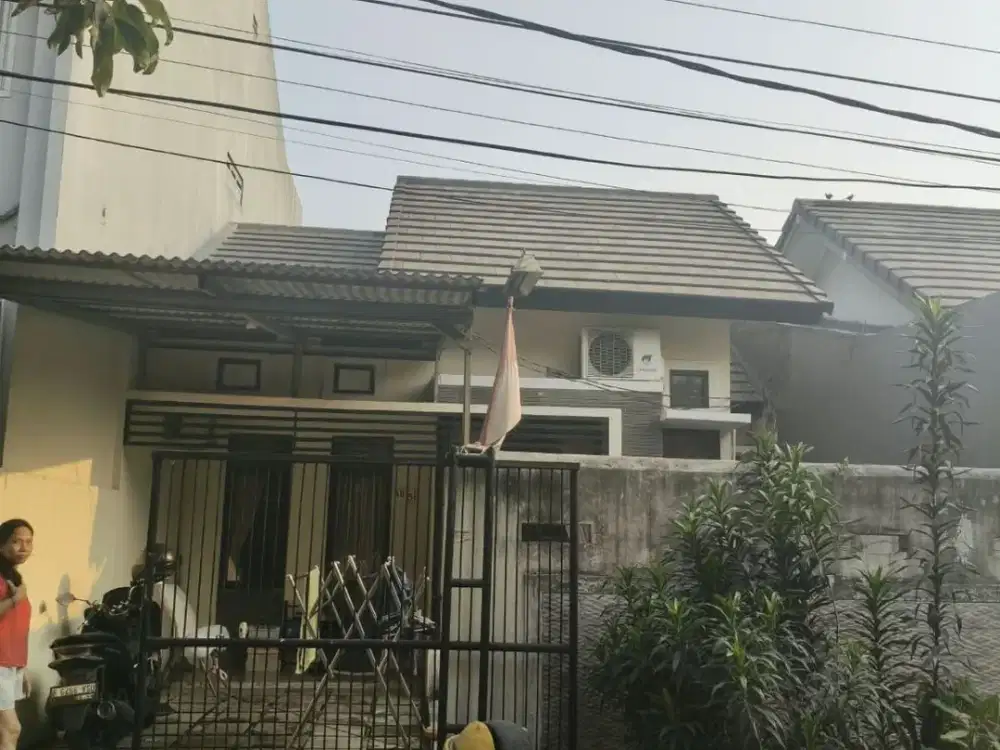 Dijual Rumah Simprug Poris Cluster Sanur, Hadap Taman, LT 122.5 m², 2 KT, SHM, Rp 1.05 M Nego
