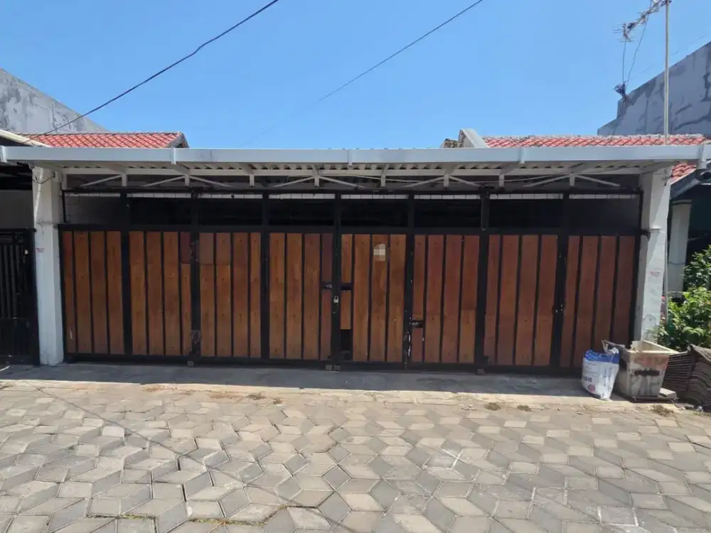 Dijual Rumah Siap Huni di Jalan Rungkut Asri Tengah Surabaya Timur