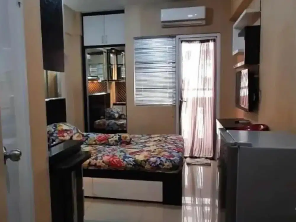 Disewakan Studio Furnish Tahunan Apartment Green Pramuka City