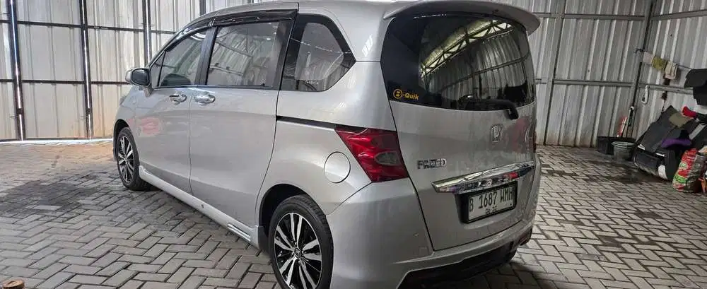 Honda Freed 2011 Bensin