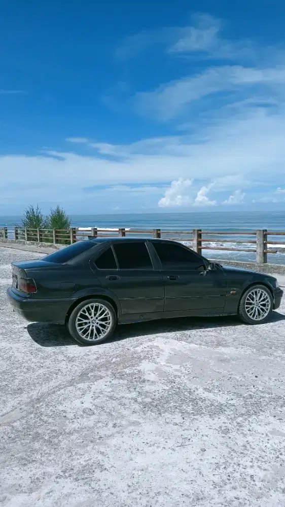 Jual BMW e36 318i m40