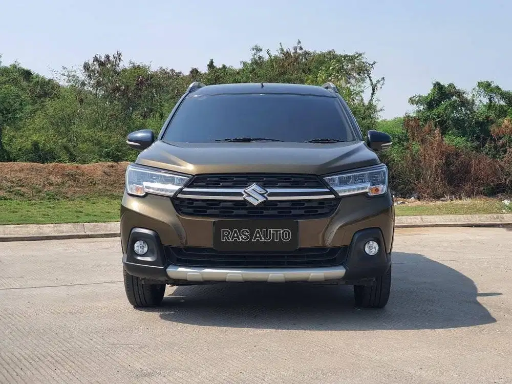 Suzuki XL7 1.5 ALPHA AT 2023 COKLAT MUDA