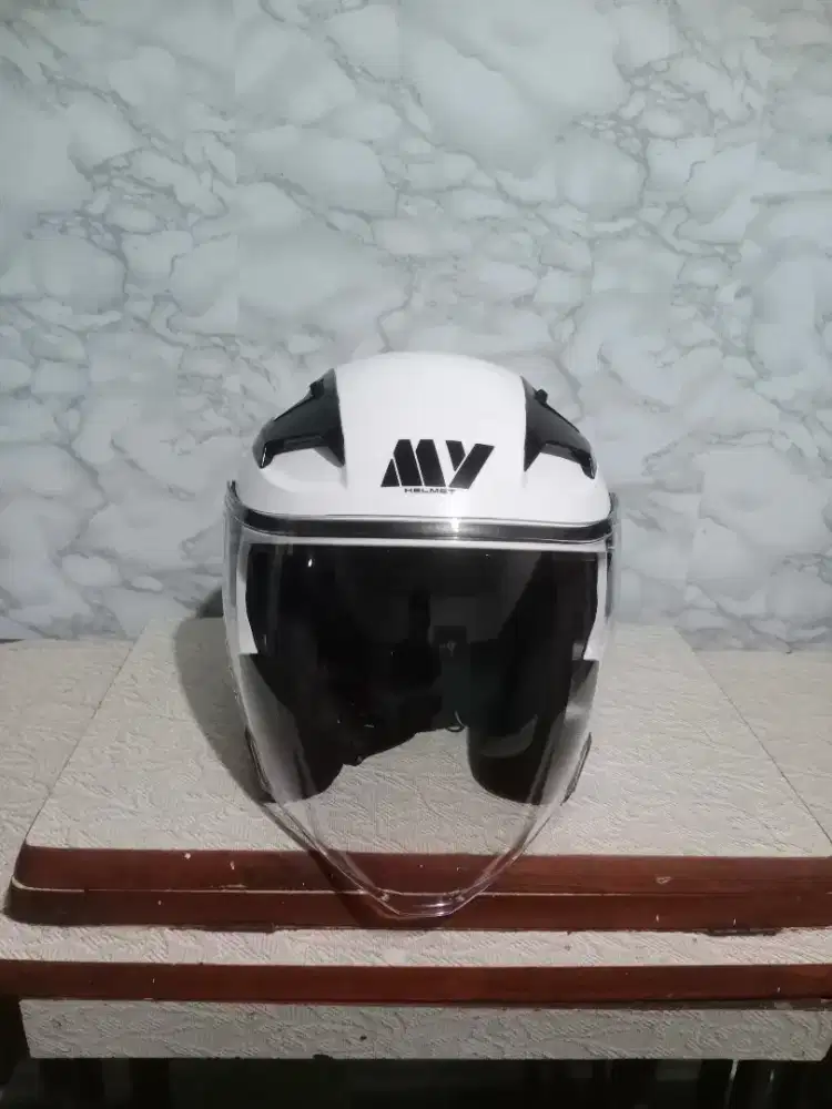 Jual helm MY kondisi masih jos