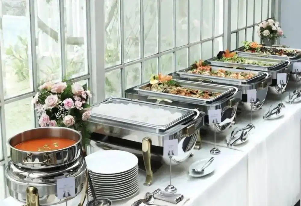 Dibutuhkan segera tukang masak dan helper