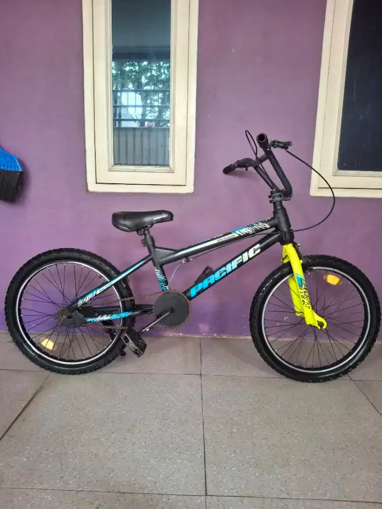 sepeda bmx pacific ukuran 20