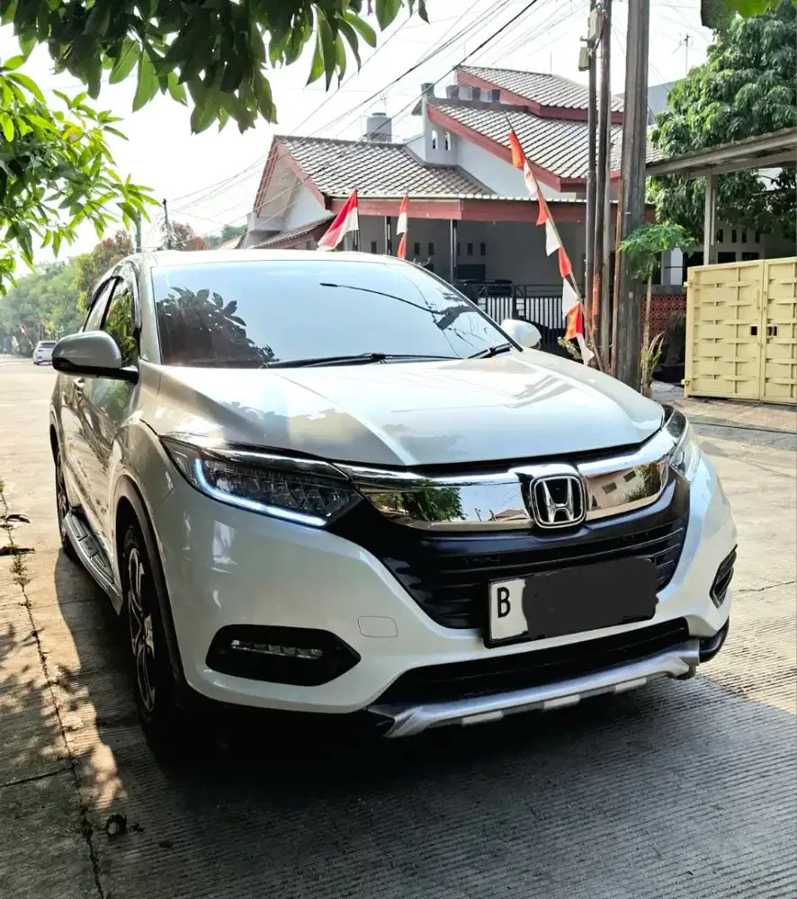 Honda HRV SE limited 2019 putih istimewa