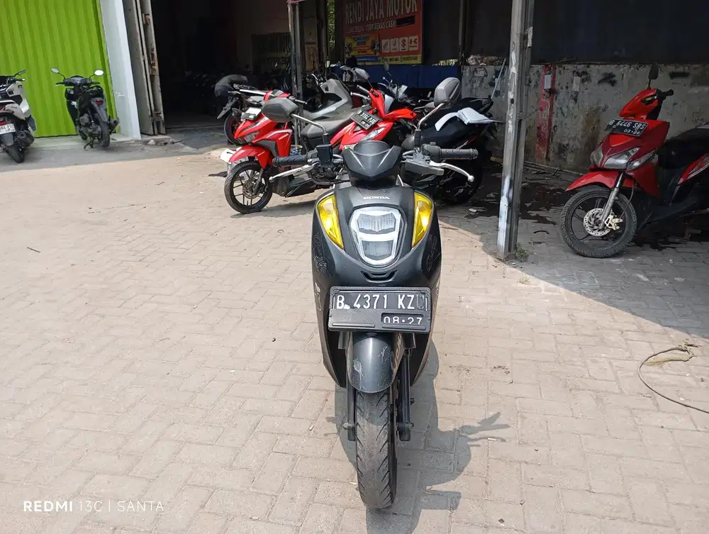 Honda Genio tahun 2022 surat komplit