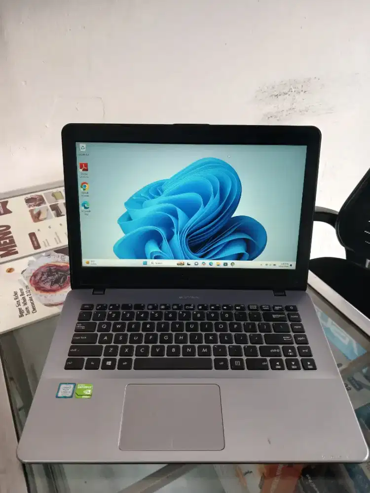 Laptop Asus Vivobook A442U Corr I5-8250U Ram 8 Ssd 255 Nvidia