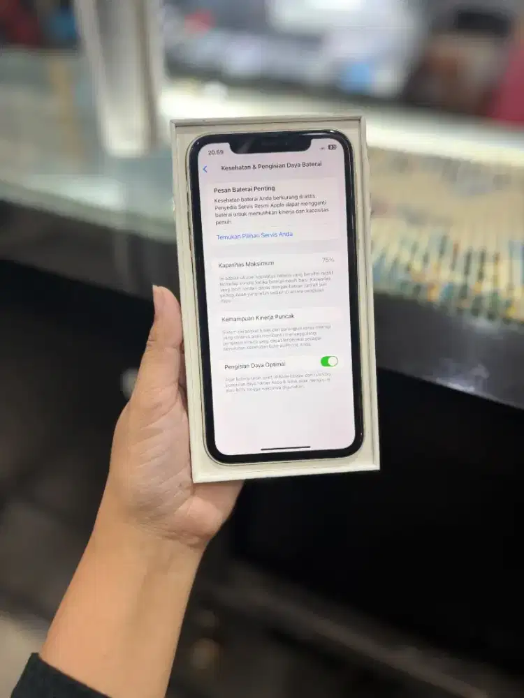 iPhone 11 64GB White 2nd IBOX