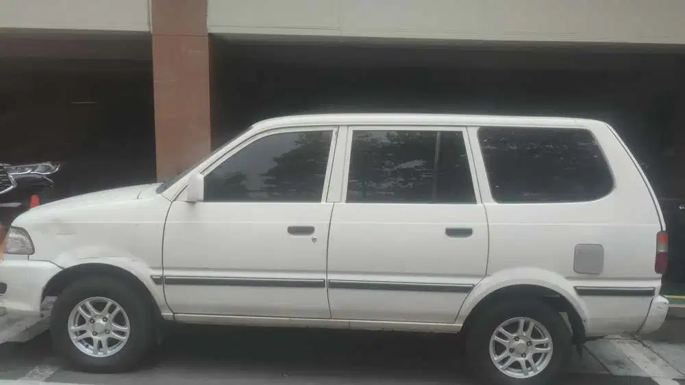 Toyota Kijang 2002 Bensin