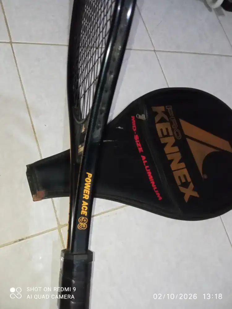 Raket badminton merk pro kennek power ace 93