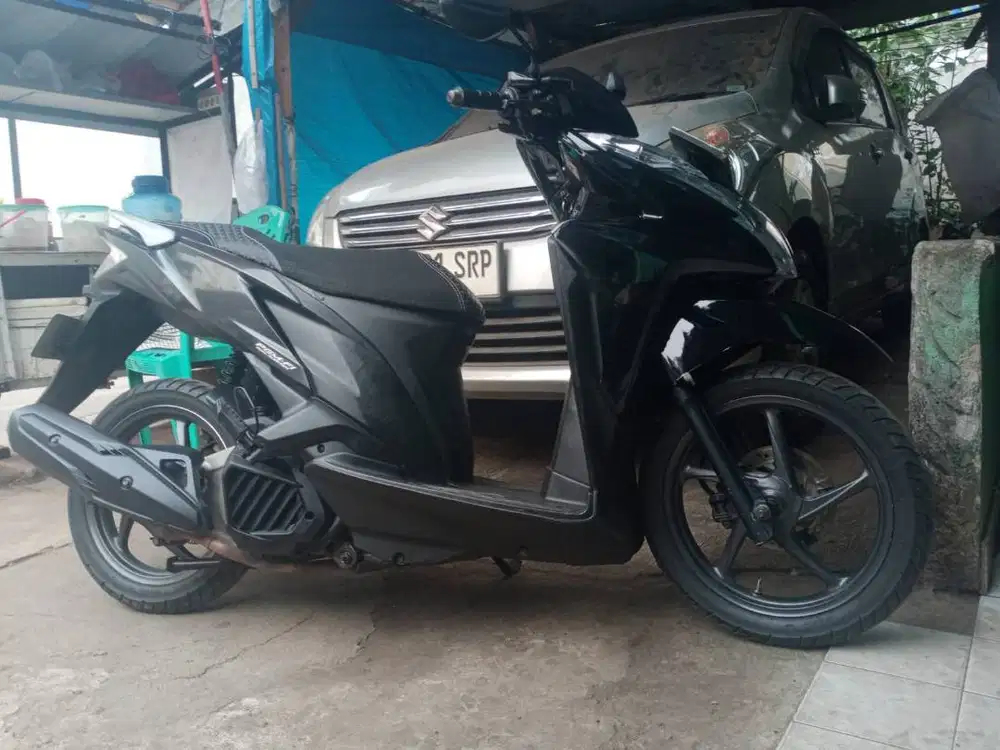 HONDA VARIO 125 HITAM