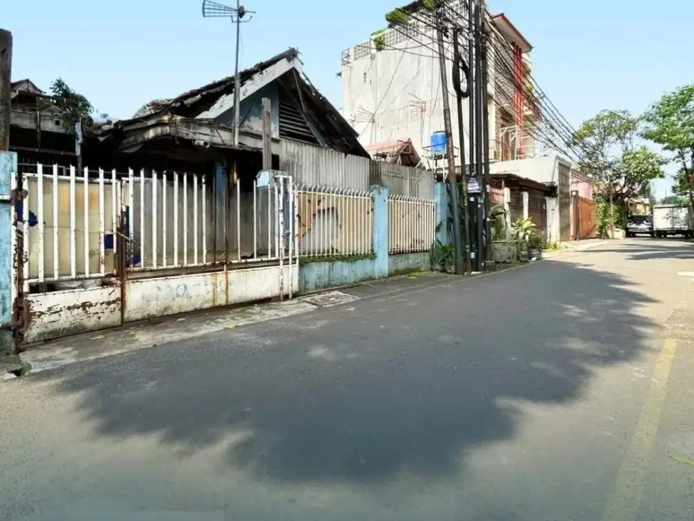 RUMAH HITUNG TANAH DI TEBET COCOK JADI RUMAH KOST