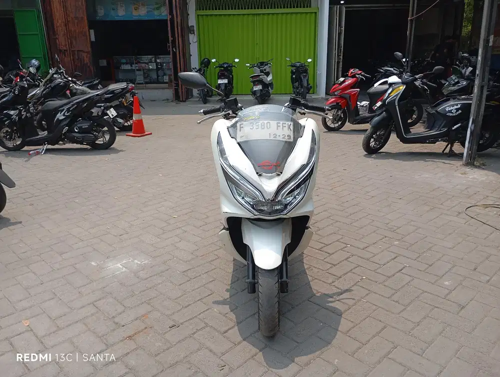 Honda PCX 150 tahun 2020 surat komplit