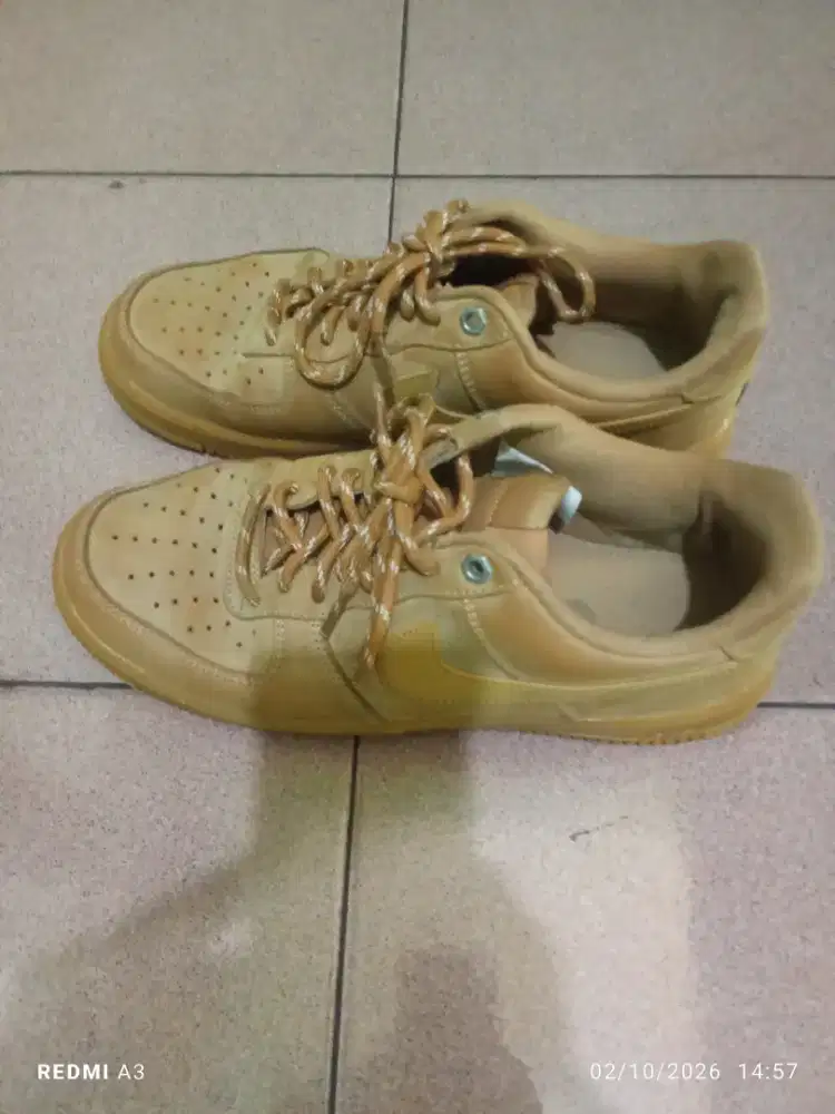 Sepatu casual Nike mulus