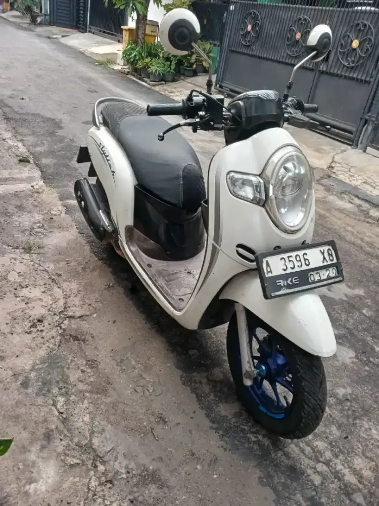 Dijual Honda Scoopy donat tahun 2019