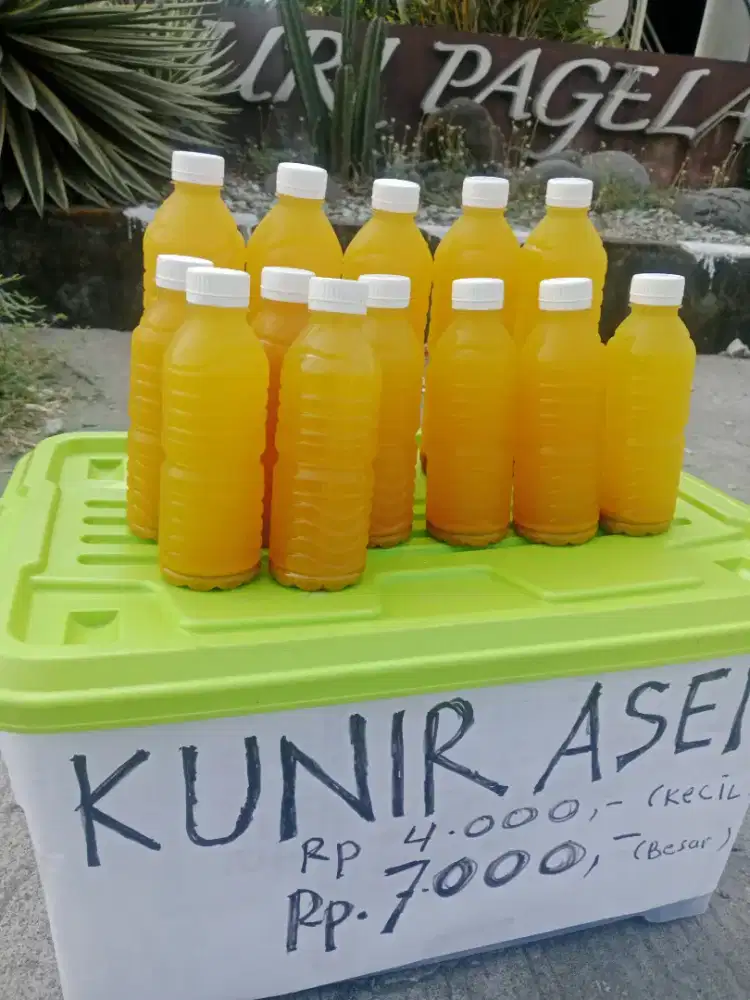 MINUMAN KUNIR ASEM
