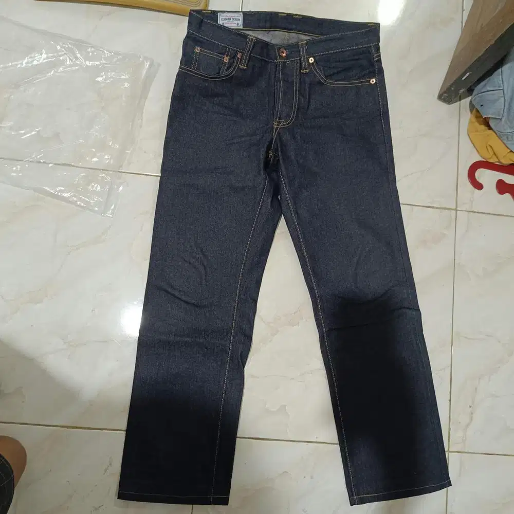 izhman denim art agusta 16oz